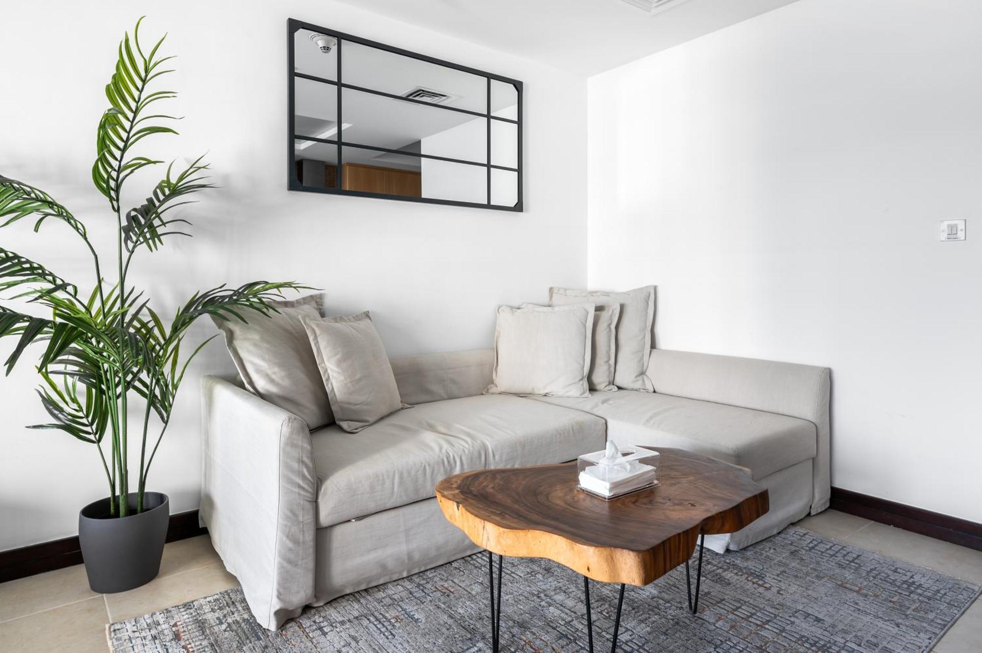 Upscale Studio Full Lake View In Goldcrest View Tower Ντουμπάι Εξωτερικό φωτογραφία